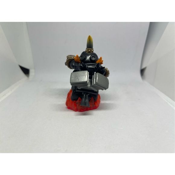 Hog Wild Fryno Skylanders Trap Team figure - Picture 3 of 4